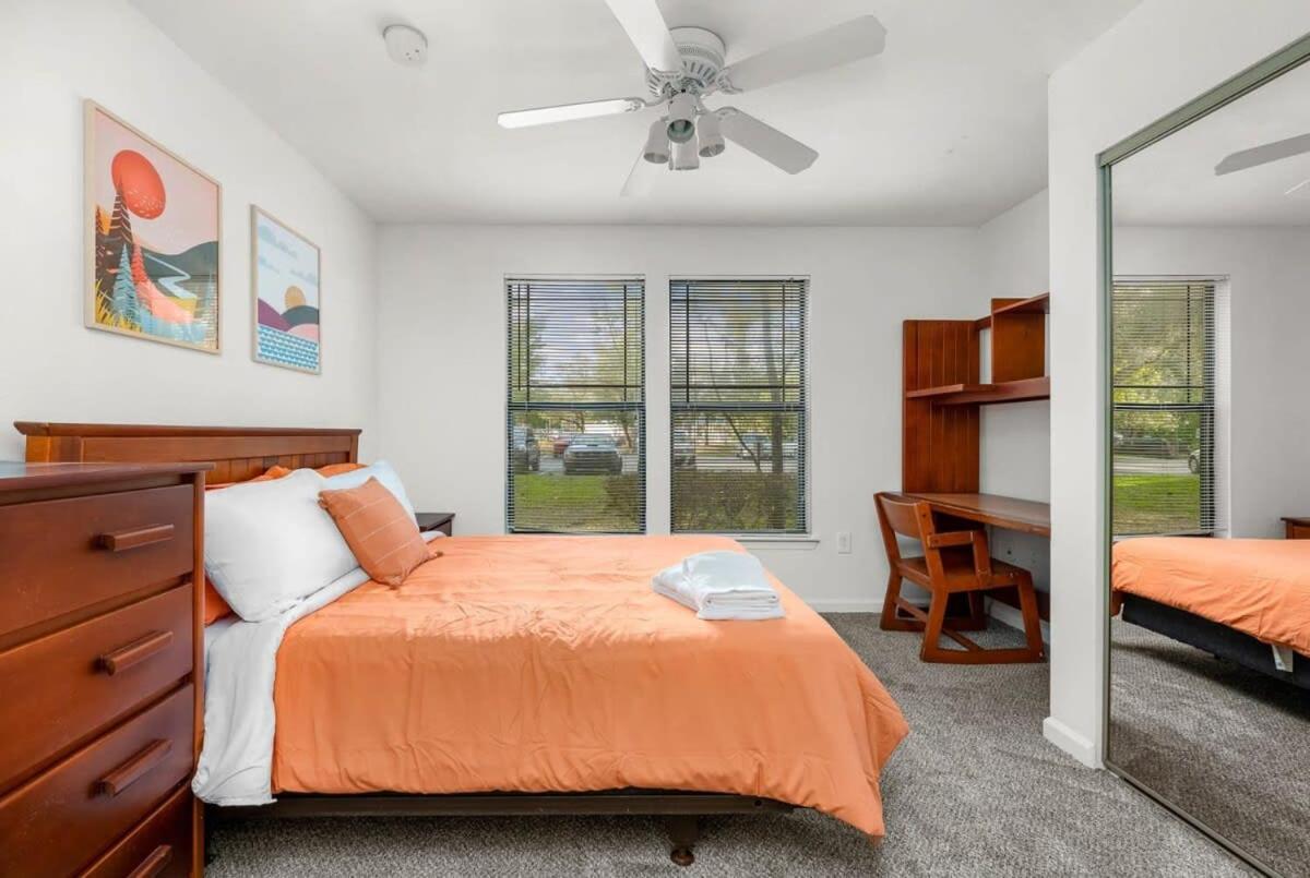 Budget Friendly Sleeps 8 Discounts Available แทมปา ภายนอก รูปภาพ